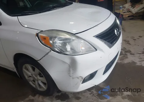 2013 Nissan Versa 1.6 Sl из США, поврежденный, VIN 3N1CN7AP2DL884635
